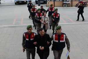 FET&Ouml; &uuml;yeleri Almanya'ya ka&ccedil;amadan yakalandılar...