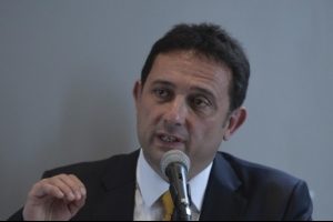 Malatyalıların tepki g&ouml;sterdiği spikerden &ouml;z&uuml;r geldi