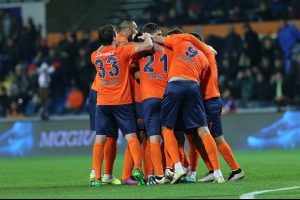 Başakşehir, &Ccedil;aykur Rizespor'u son dakikada devirdi