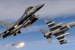 Ankara'da 4 pilot 'FET&Ouml;'den tutuklandı