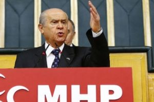 Bah&ccedil;eli'den cinsel istismar d&uuml;zenlemesine tepki