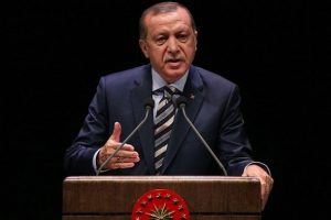 Erdoğan: Ruhunu satanların bu &ccedil;atı altında yeri yoktur