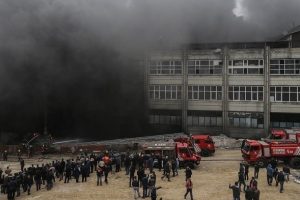 İstanbul Valisi Vasip Şahin: Bayrampaşa'daki yangın kontrol altına alındı