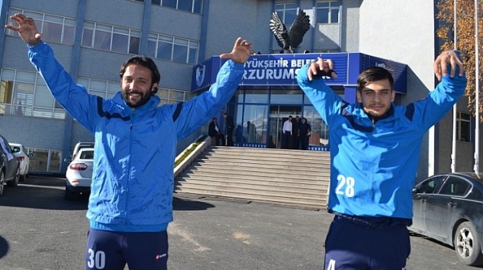 &Uuml;mraniyespor'da 'Albayrak' harekatı