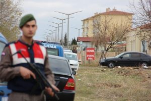 Demirtaş'ın kaldığı cezaevinden 65 ter&ouml;r su&ccedil;lusu nakledildi
