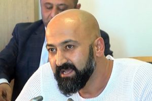 Komisyon tankın &ouml;n&uuml;ne yatan o kahramanı dinledi