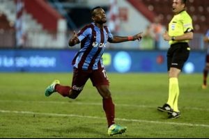 Onazi'ye m&uuml;jde! FIFA kararını verdi!