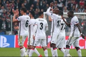Beşiktaş, sahasında Benfica ile berabere kaldı