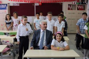 Ak Parti Bursa Milletvekili Şahin'nden &ouml;ğretmenler g&uuml;n&uuml; mesajı