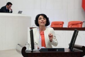 Bursa'da Atat&uuml;rk'e hakaret eden tarih &ouml;ğretmenine su&ccedil; duyurusu!