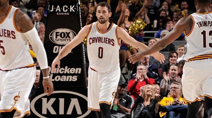 Kevin Love tarihe ge&ccedil;ti!