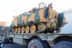 Gaziantep'ten sınıra zırhlı ara&ccedil; sevkiyatı