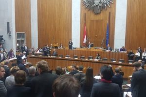 Avusturya Parlamentosu'ndan T&uuml;rkiye'ye ambargo!