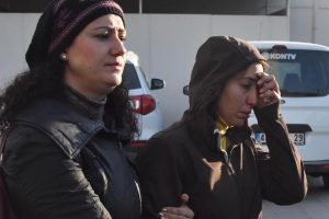 Akademisyenlere FET&Ouml; operasyonunda 10 tutuklama