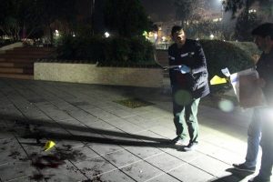 Eski sevgili dehşet sa&ccedil;tı: 1 &ouml;l&uuml;, 1 yaralı