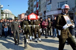 Fırat Kalkanı şehidi son yolcuğuna uğurlandı