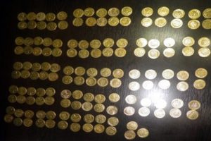 Sahte altın satanlar su&ccedil;&uuml;st&uuml; yakalandı