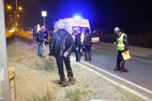 Otomobilin &ccedil;arptığı kadın hayatını kaybetti