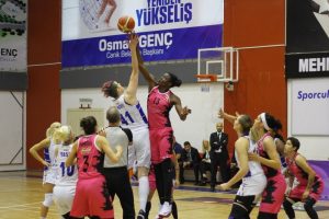 Samsun Canik Belediye ilk galibiyetini aldı