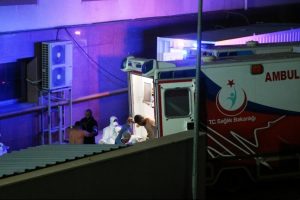 Kimyasal ş&uuml;phesiyle 9 kişi daha Gaziantep'e getirildi