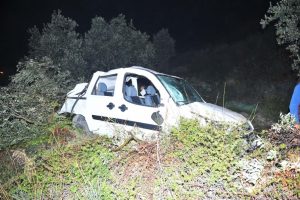 Bursa'da 25 metreden u&ccedil;an ara&ccedil;ta inanılmaz kurtuluş!