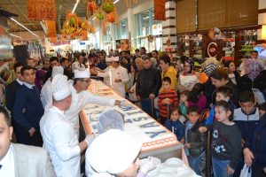 &Ouml;zdilek Bursa İneg&ouml;l'de 15. yılını m&uuml;şterileri ile kutladı