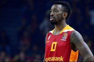 Galatasaray Smith'in kontratını fesh ediyor!