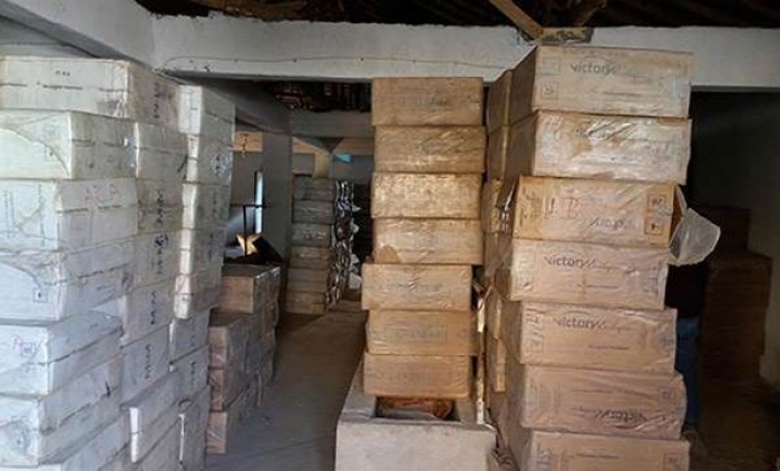 Tam 7 milyon paket ka&ccedil;ak sigara ele ge&ccedil;irildi