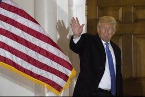 NYT yazarı: "Trump'ı Putin ve FBI Direkt&ouml;r&uuml; 'yerleştirdi'"