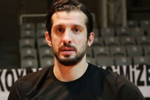Kerem Tun&ccedil;eri basketbolu bıraktı