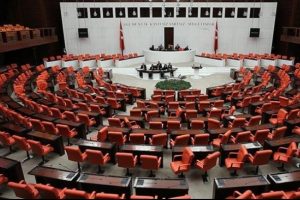 TBMM'de 'Tahir El&ccedil;i' gerginliği &ccedil;ıktı