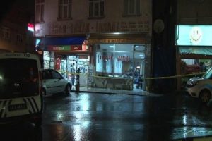 Sultanbeyli'de kahvehaneye silahlı saldırı; 4 yaralı