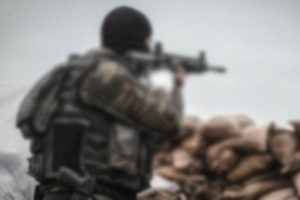 Tunceli'de &ccedil;atışma! 3 ter&ouml;rist yaralı olarak ka&ccedil;tı