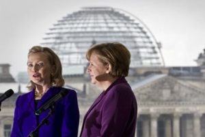 Merkel'den Clinton'a 5 milyon euro!