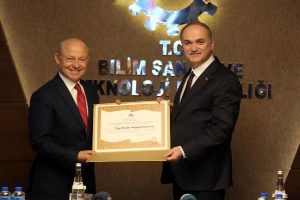 T&uuml;rkiye'nin ilk tekstil tasarım merkezi Bursa'da