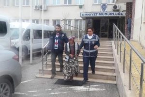 Bursa'da cezaevinden &ccedil;ıktı, uyuşturucu satarken yakalandı