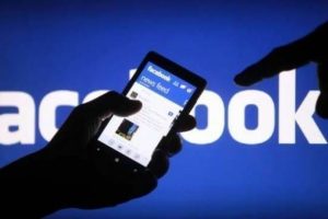Facebook'tan yeni oyun işlevi: Instant Games!