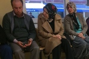 Yangında kızını kaybeden acılı baba: "K&ouml;yde okul yoktu mecburduk"