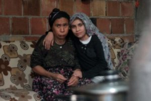 Yangın faciasından hastalıklar kurtardı