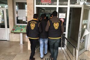 Cezaevi &ouml;n&uuml;ndeki saldırıda 2 kişi tutuklandı