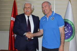 Bursa B&uuml;y&uuml;kşehir Belediyespor, Brandt'ın s&ouml;zleşmesini uzattı