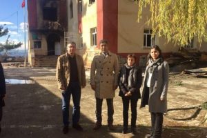 Adana Barosu'dan yangın mağduru ailelere avukatlık desteği