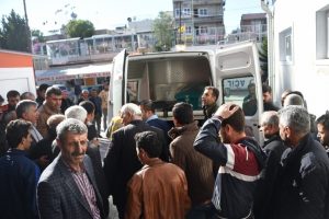 Mersin'de yangın faciası: 2 kardeş can verdi