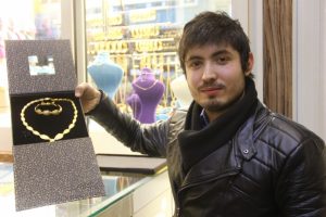 D&ouml;viz bozduran soluğu kuyumcuda aldı