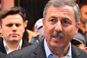 AK Partili &Ouml;zdağ, G&uuml;len ve Papa buluşturan kişi 'Ecevit'
