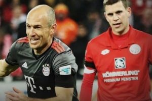 Arjen Robben imzayı a&ccedil;ıkladı!