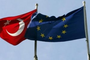 Alman siyaset&ccedil;ilerden T&uuml;rkiye'ye tehdit