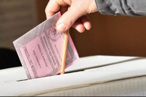 İtalya'daki referandum sona erdi