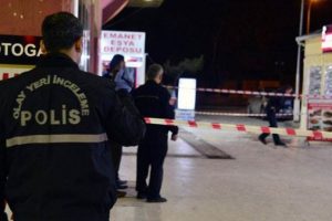 Otogarda bı&ccedil;aklı kavga: 1 &ouml;l&uuml;, 2 yaralı