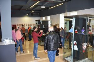 Engelleri aşan sergi Bursa G&ouml;&ccedil; Tarihi M&uuml;zesi'nde